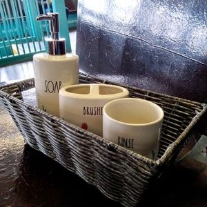 Small Shelf Tote ONLY